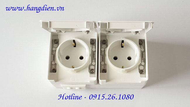 Ổ cắm đôi Schuko chống nước IP65