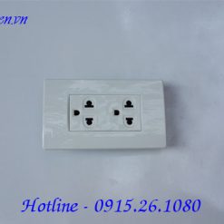 Ổ cắm điện đôi 3 chấu LS Hàn Quốc